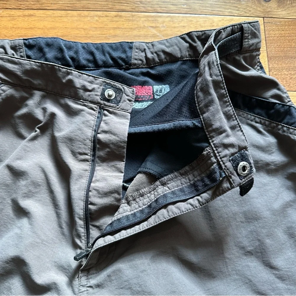 REI Bike Shorts Novara Exposure Double Cycling Shorts Padded Men's Size M